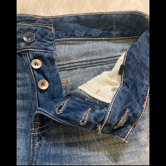 Abercrombie & Fitch paint splatter low rise shorts - Picture 4 of 8